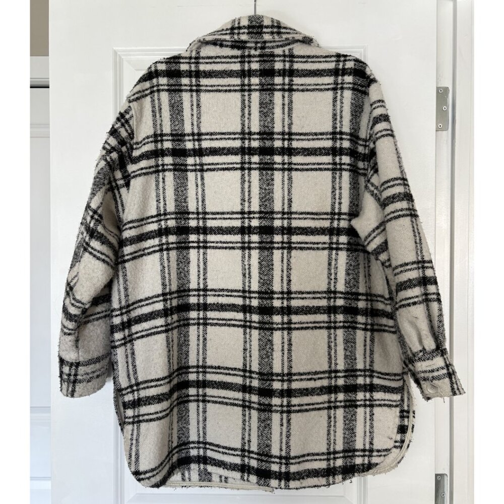 H&M | Plaid Shacket - Picture 5 of 8